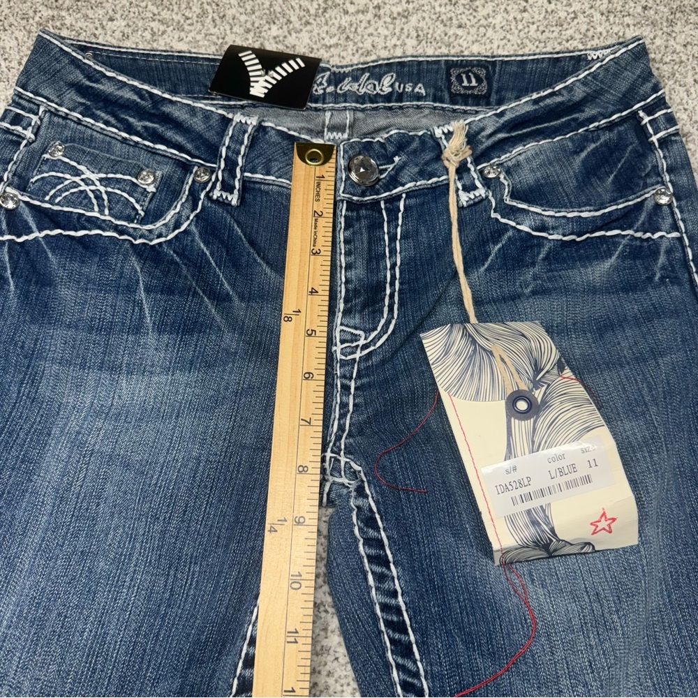 NWT Women’s LA Idol Dark Blue Wash Bootcut Jeans Embellished Pockets Sz 11x33 - Picture 9 of 9